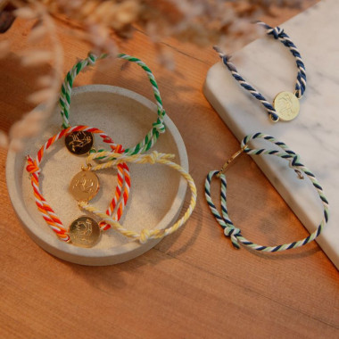 Bracelet - Dos avec cordon ajustable - Big Boutique Bpifrance.